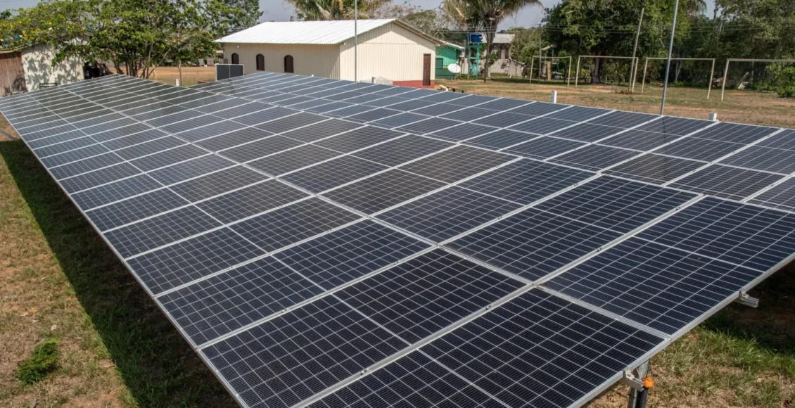 No Dia Mundial da Energia, Fundação Amazônia Sustentável destaca transformação de comunidades amazônicas com energia solar limpa e sustentável - FAS
